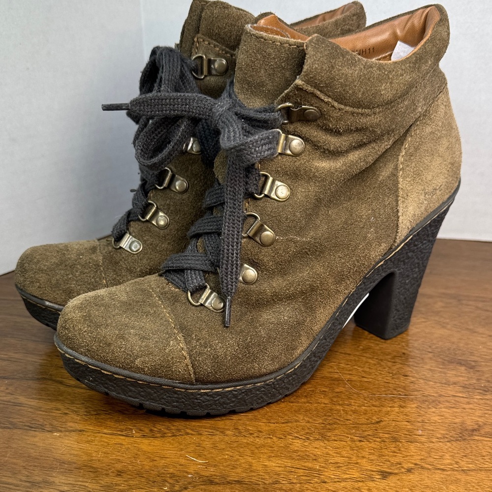 BOC Born Concept Womens High Heel Brown Suede Lace-up Ankle Boots, sz 6.5